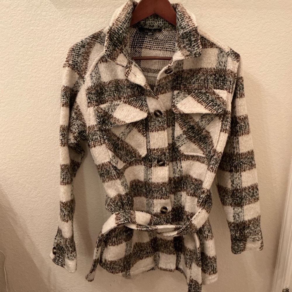 NEVER WORN flannel jacket with belt
